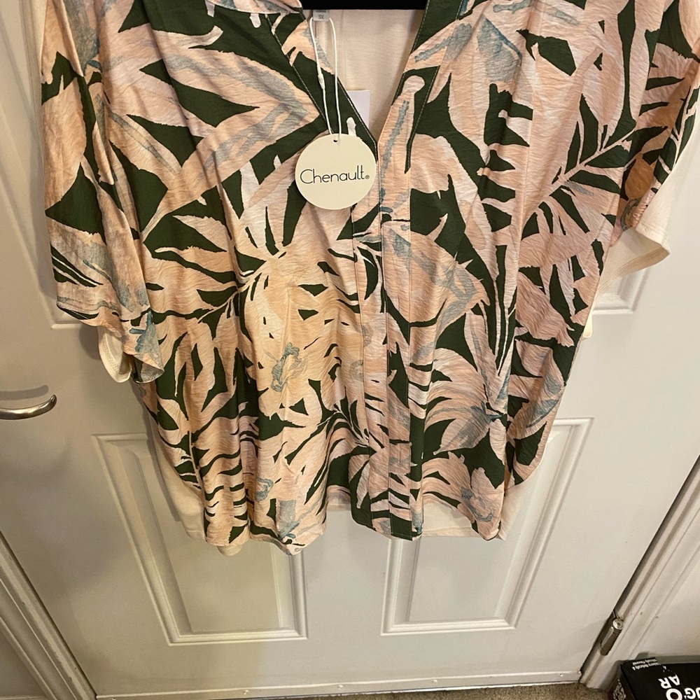 Chenault Women's Leaf Print Blouse - Green and Pink